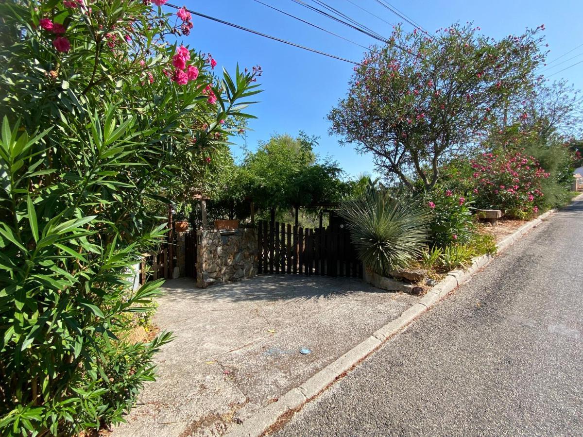 Apartamento Studio Grotte des fées Hyères Exterior foto