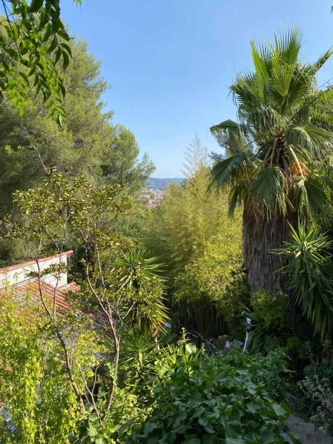 Apartamento Studio Grotte des fées Hyères Exterior foto